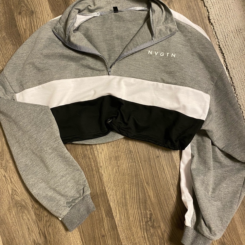 NVGTN crop top sweatshirt